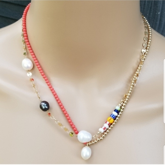 LOFT NWT COLORED GLASS BEAD & BAROQUE PEARL LAYERED NECKLACE - Picture 2 of 8